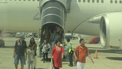 Photo of दो संदिग्ध यात्रियों की सूचना के बाद दिल्ली जा रहा नेपाल एयरलाइंस का विमान रनवे से वापस किया गया