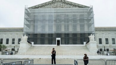 Photo of अमेरिका में संघीय कर्मचारियों की छंटनी का रास्ता साफ, सुप्रीम कोर्ट के फैसले से ट्रंप के हाथ खुले