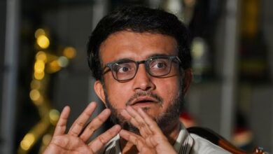 Photo of इमरान खान के स्वास्थ्य पर चिंता: पूर्व कप्तानों की अपील का गांगुली ने किया समर्थन