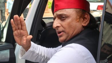 Photo of ‘लोकतंत्र बचाने की जिम्मेदारी चुनाव आयोग की’, अखिलेश यादव बोले- अंतरात्मा की आवाज सुनें