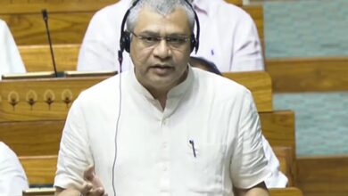 Photo of दिवाली और छठ पूजा के लिए 12,000 से अधिक स्पेशल ट्रेन चलाई जाएंगी, वापसी टिकटों पर मिलेगी छूट : अश्विनी वैष्णव