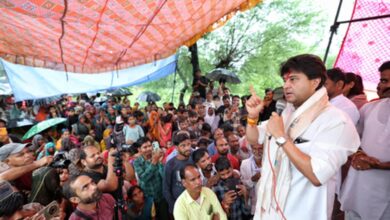 Photo of मध्य प्रदेश: गुना में बाढ़ से हाहाकार, ज्योतिरादित्य सिंधिया ने हालात का लिया जायजा
