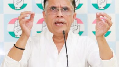 Photo of लोकतंत्र बचाने के लिए है ‘वोटर अधिकार यात्रा’ : पवन खेड़ा