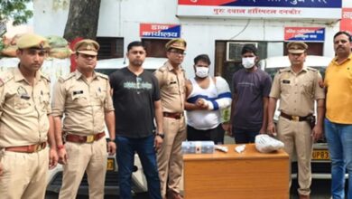 Photo of ग्रेटर नोएडा : डेयरी मालिक के 10 लाख रुपए के गबन की साजिश, साले के साथ ड्राइवर गिरफ्तार