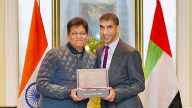 Photo of पीयूष गोयल ने यूएई के विदेश व्यापार मंत्री का किया स्वागत, निवेश पर हुई चर्चा