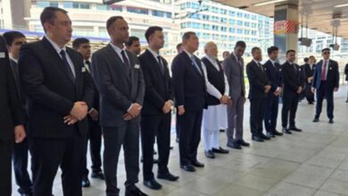 Photo of पीएम मोदी ने की भारतीय रेल चालकों से मुलाकात, जापानी समकक्ष शिगेरु इशिबा के साथ सेंडाई पहुंचे