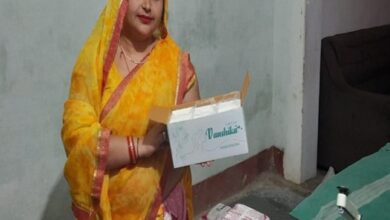 Photo of नीलम गुप्ता ने सैनिटरी पैड उद्यम से लिखी स्वावलंबन की कहानी