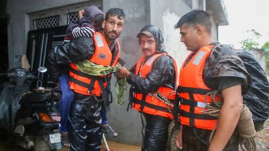 Photo of जम्मू-कश्मीर : किश्तवाड़ में भूस्खलन के कारण 5 घायल, बडगाम में कई इलाके जलमग्न