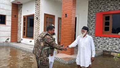 Photo of पंजाब बाढ़ : भारतीय सेना का ‘ऑपरेशन राहत’ जारी, जरूरतमंदों तक पहुंचाई मदद