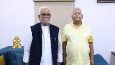 Photo of लालू-सुदर्शन रेड्डी की मुलाकात के बाद अमित मालवीय ने उठाया ईमानदारी पर सवाल