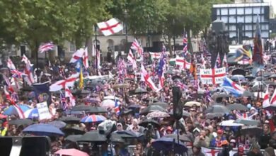 Photo of लंदन में ‘यूनाइट द किंगडम’ मार्च, मस्क ने भी किया संबोधित, झड़प में 26 पुलिसकर्मी घायल