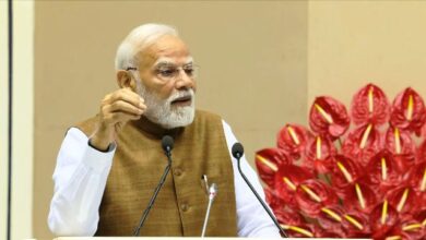 Photo of कर्नाटक के हासन में हुए हादसे पर प्रधानमंत्री मोदी ने जताया शोक, मृतक परिजनों को दो लाख की सहायता