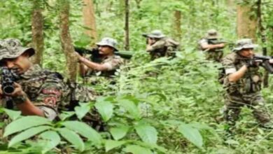 Photo of झारखंड में एक करोड़ का इनामी नक्सली सहदेव सोरेन मारा गया, मुठभेड़ में दो अन्य भी ढेर