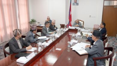 Photo of नेपाल में ओली, देउवा समेत दर्जन भर नेताओं के पासपोर्ट निलंबित, बड़े नेताओं पर निगरानी बढ़ी