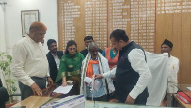 Photo of जीआरडी गोरखपुर में गोरखा युद्ध स्मारक के सौंदर्यीकरण के साथ संग्रहालय बनवाएगा संस्कृति विभाग