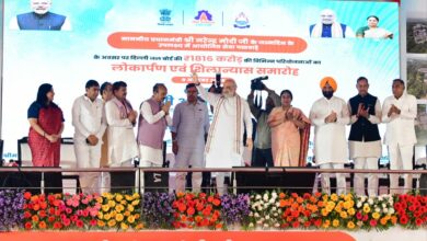 Photo of भ्रष्टाचारियों को जनता घर बैठा देती है : अमित शाह