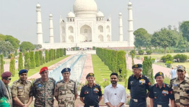 Photo of संयुक्त राष्ट्र संघ के 32 सैन्य मित्र देशों के सेना अध्यक्ष और अधिकारियों ने सपरिवार देखा ताजमहलआगरा