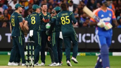 Photo of ऑस्ट्रेलिया ने हेजलवुड की घातक गेंदबाज़ी की बदौलत भारत को दूसरे टी-20 में 4 विकेट से हराया