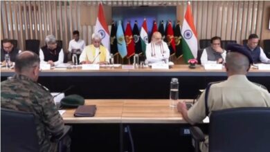 Photo of सर्दियों में घुसपैठ रोकने के लिए सुरक्षा बल हर स्थिति से निपटने को तैयार रहें : अमित शाह