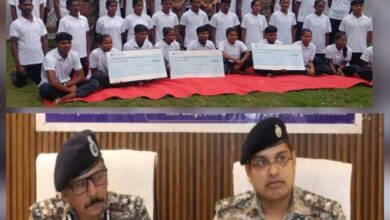 Photo of छत्तीसगढ़ के बीजापुर में 66 लाख के इनामी 51 नक्सलियों ने किया आत्मसमर्पण