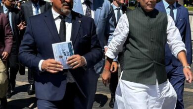 Photo of राजनाथ सिंह ने रॉयल ऑस्ट्रेलियाई नौसेना के प्रमुख बेस का अवलोकन किया, अल्बानीज से मुलाकात को बताया शानदार