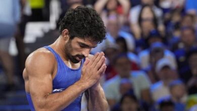 Photo of ओलंपिक पदक विजेता अमन सेहरावत ने डब्ल्यूएफआई से एक साल का प्रतिबंध हटाने की अपील की, गलती मानी