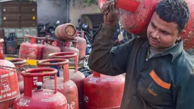 Photo of बैंक अकाउंट से गैस सिलेंडर तक नवंबर की 1 तारीख से बदल रहे ये 5 नियम