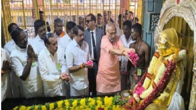 Photo of उपराष्ट्रपति सी.पी. राधाकृष्णन ने मुथुरामलिंग थेवर स्मारक पर श्रद्धांजलि अर्पित की, थेवर गुरु पूजा महोत्सव आज