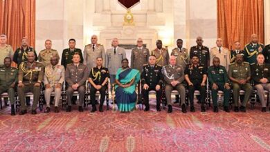 Photo of संयुक्त राष्ट्र सैन्य योगदानकर्ता देशों के सैन्‍य प्रमुखों ने राष्ट्रपति से की मुलाकात