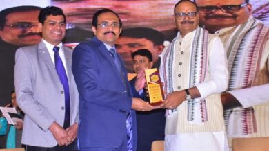 Photo of विकास पथ पर दौड़ रहा नया उत्तर प्रदेशः ब्रजेश पाठक