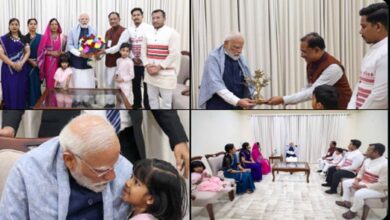 Photo of प्रधानमंत्री मोदी से मुख्यमंत्री साय ने परिवार के साथ की मुलाकात, कहा- हमारे लिए जीवनभर याद रहने वाला भावुक क्षण
