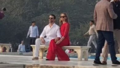 Photo of डोनाल्ड ट्रंप के पुत्र जाॅन ट्रंप ने पत्नी के साथ किया ताजमहल का दीदार