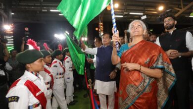 Photo of गुवाहाटी में निर्मला सीतारमण ने किया ‘गेटवे ऑफ गुवाहाटी’ का उद्घाटन