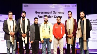 Photo of डिलीवरी पार्टनर्स को सरकारी योजनाओं से जोड़ने के लिए जोमैटो और ब्लिंकिट ने दिल्ली में लगाए शिविर