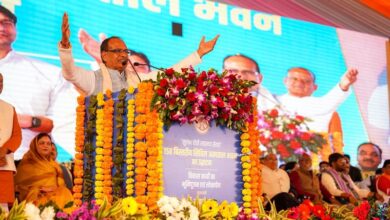 Photo of कांग्रेस अब बोझ हो गई है, जो पार्टी उसे लेकर चलती है वह भी डूब जाती है : शिवराज सिंह चौहान