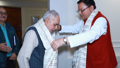 Photo of वरिष्ठ पत्रकार रामबहादुर राय और उत्तराखंड के मुख्यमंत्री धामी की हुई शिष्टाचार भेंट