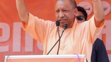 Photo of मुख्यमंत्री योगी आदित्यनाथ ने बिहार में तीन रैलियां कर राजग उम्मीदवारों के लिए मांगा समर्थन
