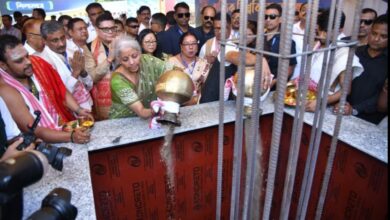 Photo of वित्त मंत्री निर्मला सीतारमण ने असम के पहले तकनीकी और व्यावसायिक विश्वविद्यालय की रखी आधारशिला