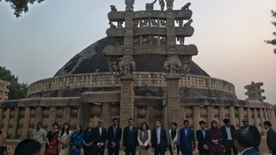 Photo of मप्र प्रवास पर आए आसियान देशों के प्रतिनिधियों ने यूनेस्को विश्व धरोहर स्थल सांची का किया भ्रमण