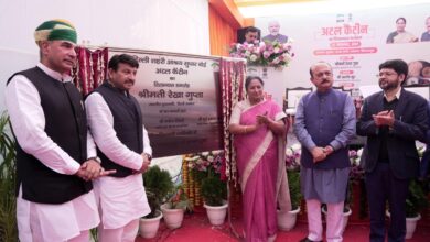Photo of दिल्ली में अटल कैंटीन का शिलान्यास, जरूरतमंदों को 5 रुपये में मिलेगा पौष्टिक भोजन