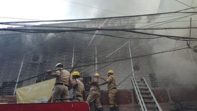 Photo of कोलकाता के बड़ा बाजार में भीषण आग, कई दुकानें राख