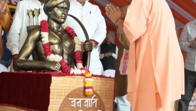 Photo of मुख्यमंत्री योगी आदित्यनाथ ने धरती आबा भगवान बिरसा मुंडा की जयंती पर दी शुभकामनाएं