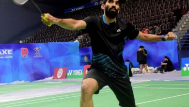 Photo of सितारों की आमद के बीच के. श्रीकांत ने परखीं तैयारी, कोर्ट पर बहाया पसीना