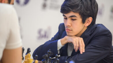 Photo of फ़िडे वर्ल्ड कप 2025 : वेई यी-एसिपेंको, नोडिरबेक-सिंदारोव के बीच सेमीफाइनल का पहला गेम ड्रॉ