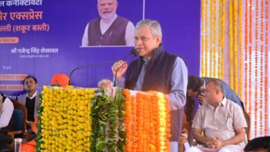 Photo of रेल मंत्री ने जैसलमेर में नई सुपरफास्ट ट्रेन स्वर्णनगरी एक्सप्रेस को दिखाई हरी झंडी