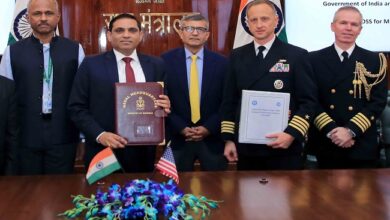 Photo of अब देश में ही हो सकेगी भारतीय नौसेना के एमएच-60आर हेलीकॉप्टरों की मरम्मत, अमेरिका से करार