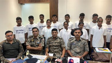 Photo of छत्‍तीसगढ़ के सुकमा में 48 लाख के ईनामी 15 माओवादियों ने बिना हथियार किया समर्पण