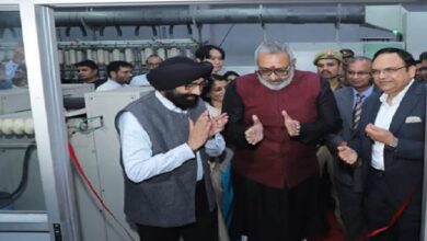 Photo of गिरिराज सिंह ने देश की पहली मैनिकिन फ्लेम टेस्ट प्रणाली राष्ट्र और उद्योग को किया समर्पित