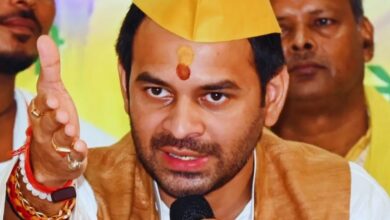 Photo of महागठबंधन की मुश्किलें बढ़ीं, तेज प्रताप का बगावती सुर एनडीए के लिए संजीवनी?