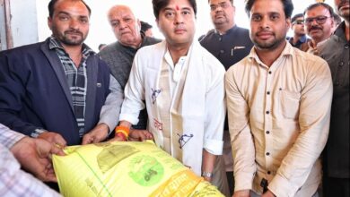 Photo of अन्नदाता को किसी प्रकार की असुविधा बर्दाश्त नहीं : ज्योतिरादित्य सिंधिया